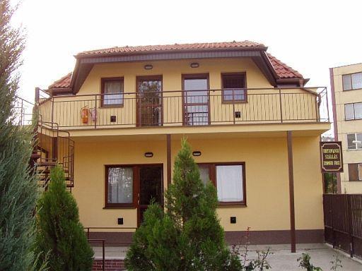 Dom Studia Petra Hotel Štúrovo Eksteriør billede