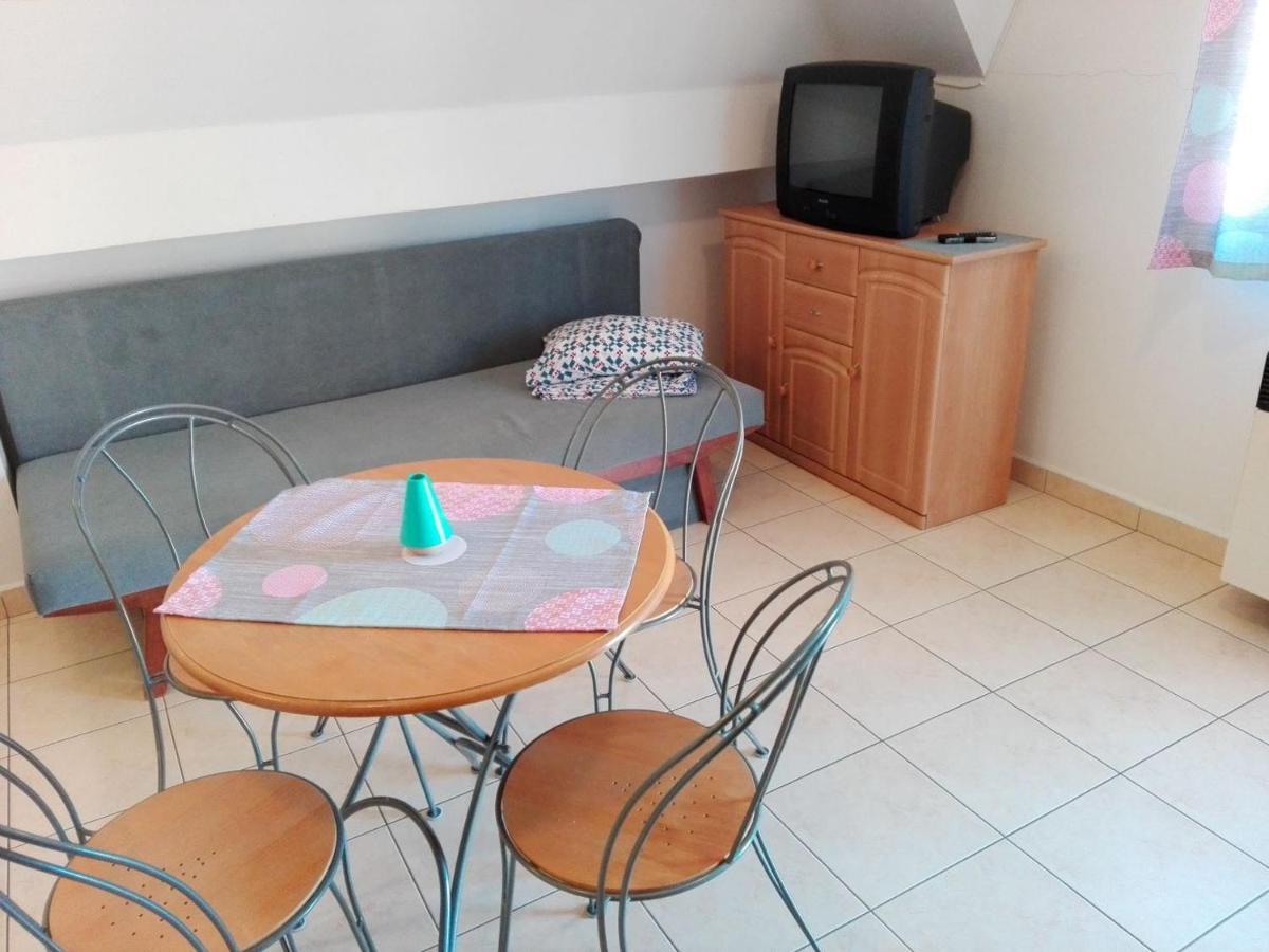 Dom Studia Petra Hotel Štúrovo Eksteriør billede